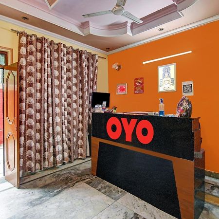 Oyo Galaxy Plaza Hotel Ghaziabad Exterior photo